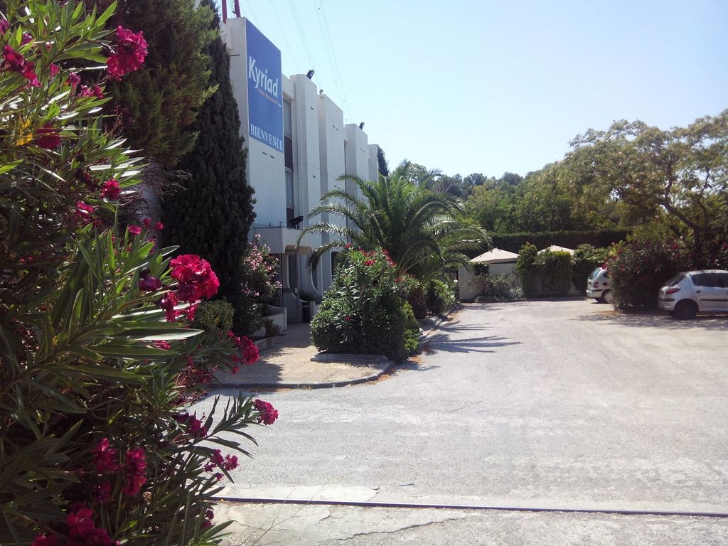 Kyriad Martigues Sud Exterior foto